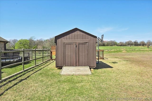 9354 S 282nd East Avenue, Broken Arrow, OK 74014