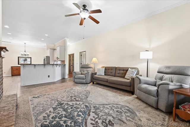 9354 S 282nd East Avenue, Broken Arrow, OK 74014