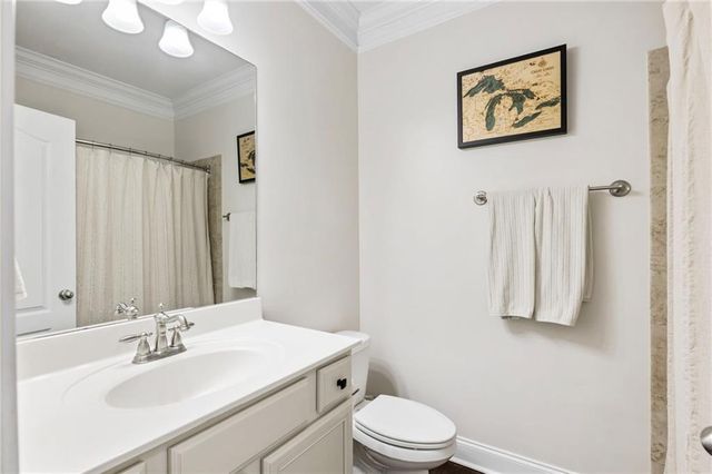 2588 Defoors Ferry NW Road, Atlanta, GA 30318