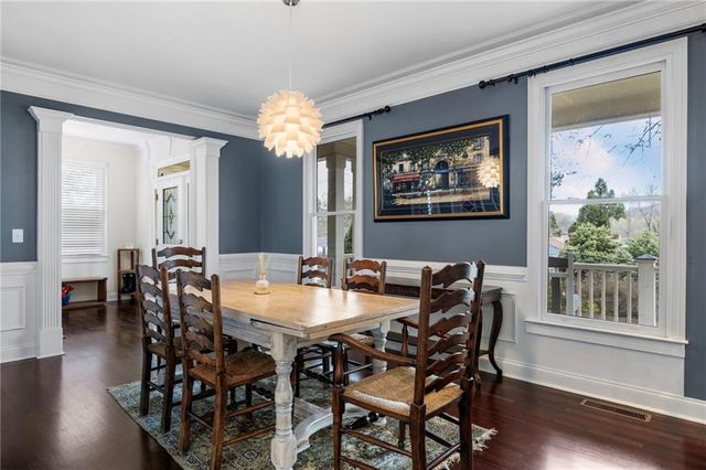 2588 Defoors Ferry NW Road, Atlanta, GA 30318