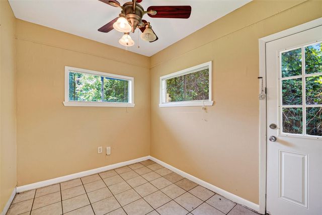 313 Greenbriar Drive, Baytown, TX 77520