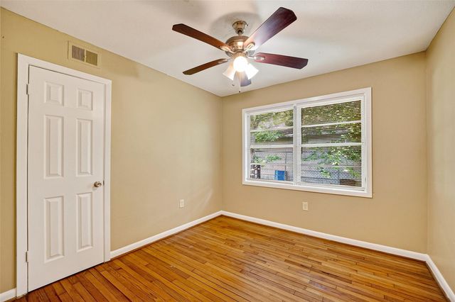 313 Greenbriar Drive, Baytown, TX 77520