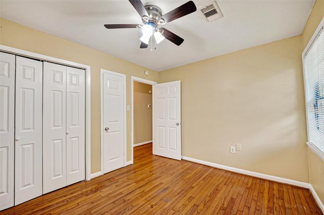 313 Greenbriar Drive, Baytown, TX 77520