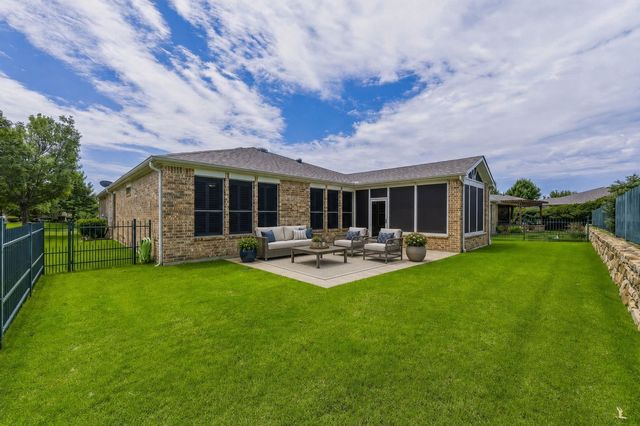 2204 Cane Hill Drive, Frisco, TX 75036