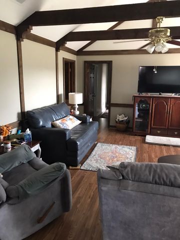 6781 HENREDON DR, Memphis, TN 38141