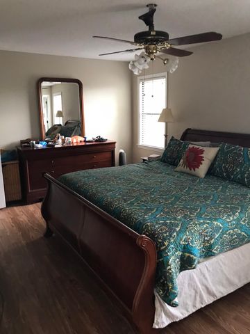 6781 HENREDON DR, Memphis, TN 38141