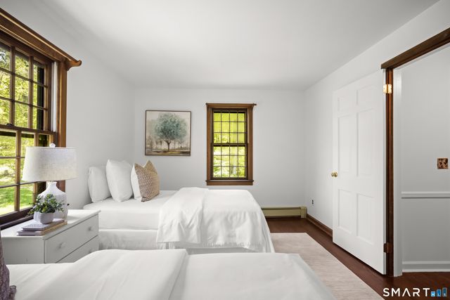 6 Winding Brook Court, Redding, CT 06896