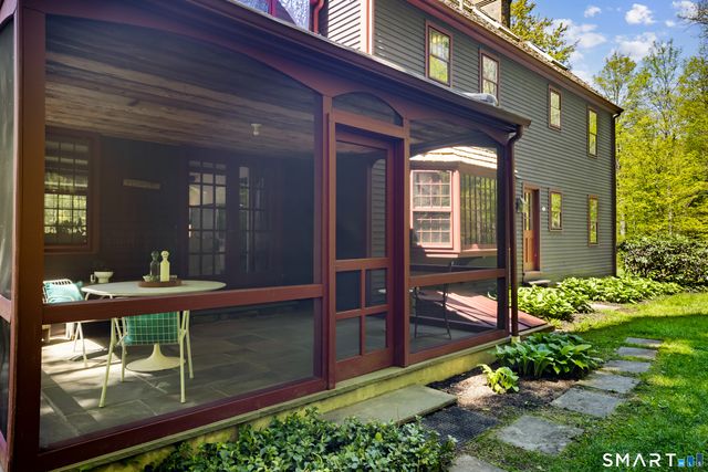 6 Winding Brook Court, Redding, CT 06896