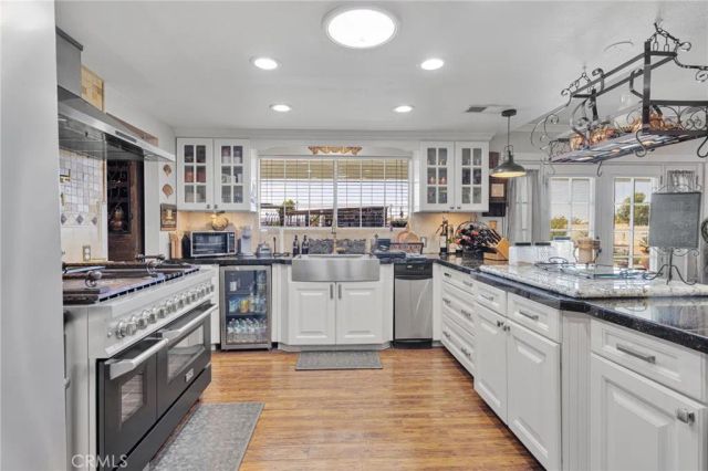 11546 Oakwood Avenue, Hesperia, CA 92345