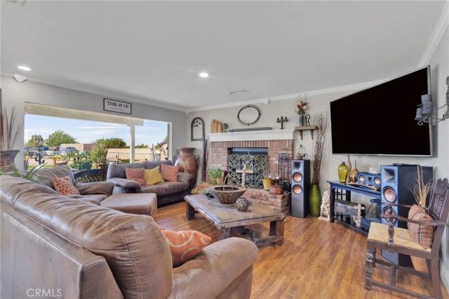 11546 Oakwood Avenue, Hesperia, CA 92345