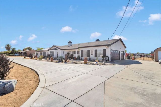 11546 Oakwood Avenue, Hesperia, CA 92345