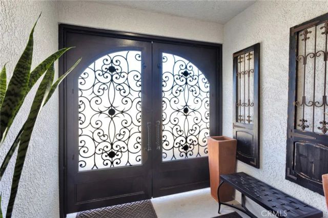 11546 Oakwood Avenue, Hesperia, CA 92345