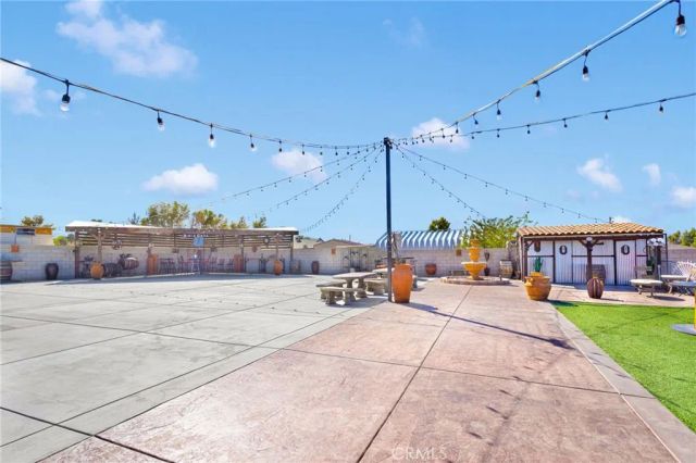 11546 Oakwood Avenue, Hesperia, CA 92345