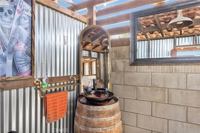 11546 Oakwood Avenue, Hesperia, CA 92345