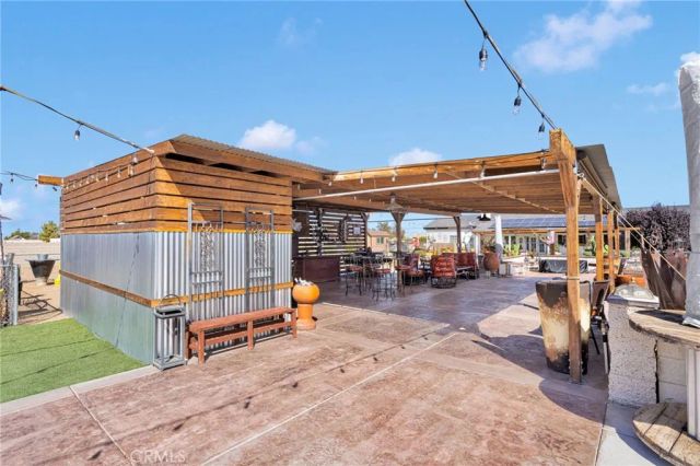 11546 Oakwood Avenue, Hesperia, CA 92345