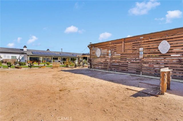 11546 Oakwood Avenue, Hesperia, CA 92345