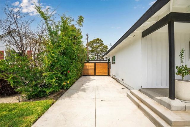 6135 E 23rd Street, Long Beach, CA 90815