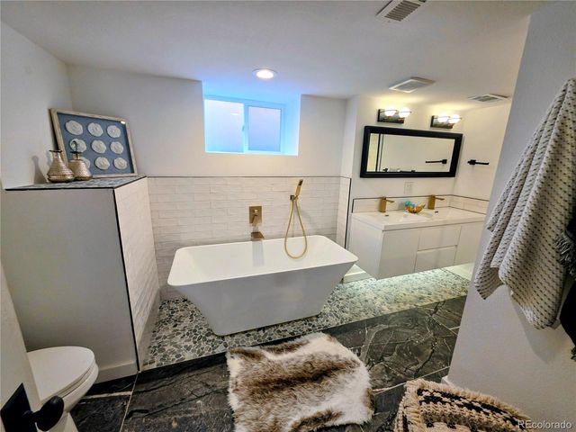 2872 Dahlia Street, Denver, CO 80207
