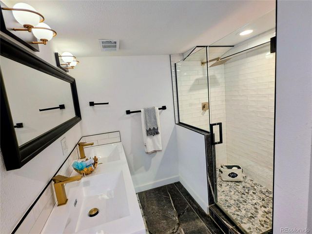2872 Dahlia Street, Denver, CO 80207