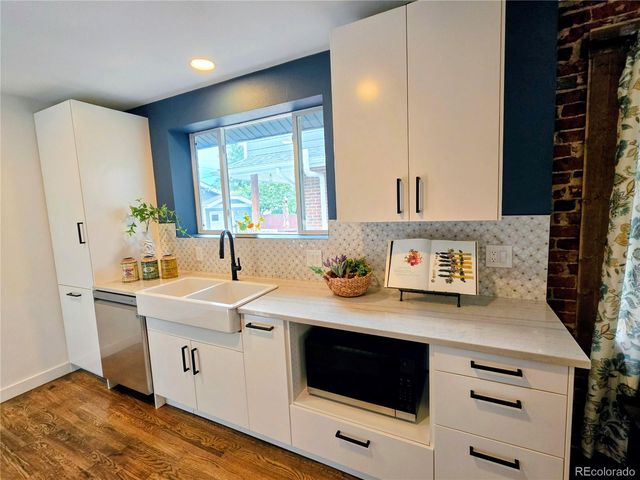 2872 Dahlia Street, Denver, CO 80207