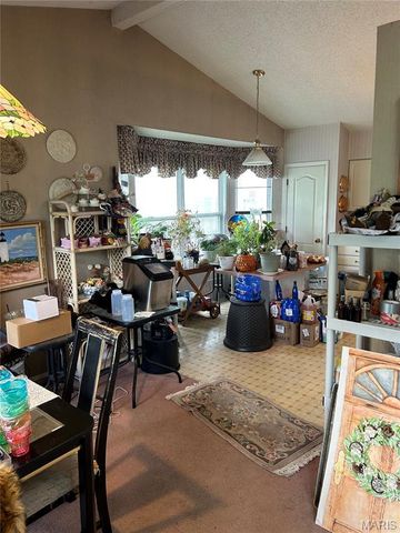 10 President Drive, O'fallon, MO 63368