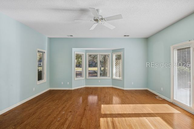 8 Oketee Ct, Hilton Head Island, SC 29926