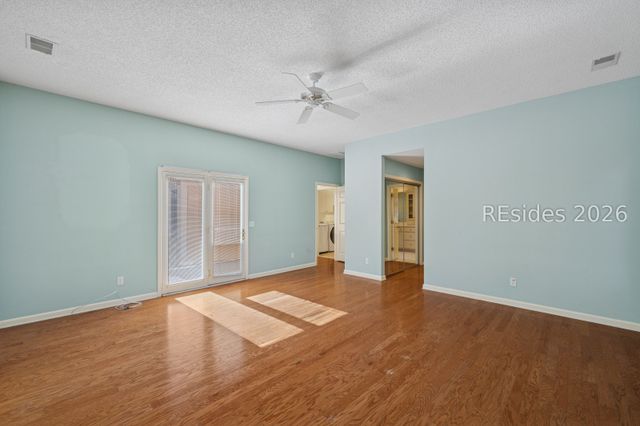 8 Oketee Ct, Hilton Head Island, SC 29926