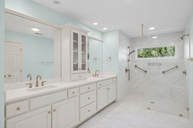 8 Oketee Ct, Hilton Head Island, SC 29926