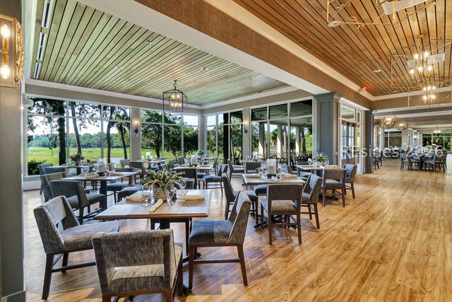 8 Oketee Ct, Hilton Head Island, SC 29926