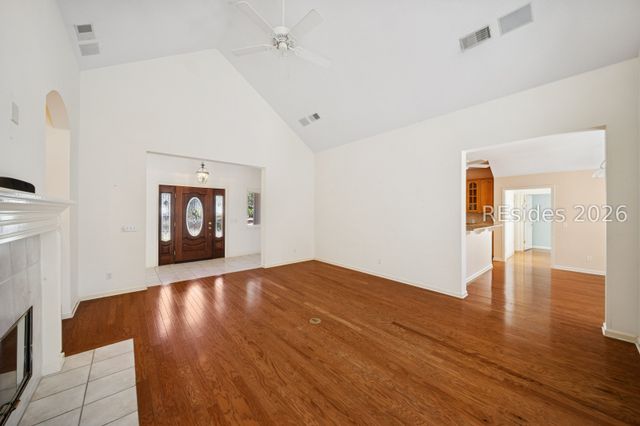 8 Oketee Ct, Hilton Head Island, SC 29926