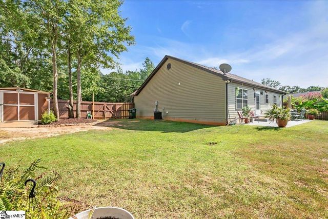 65 Chick Springs Road, Taylors, SC 29687