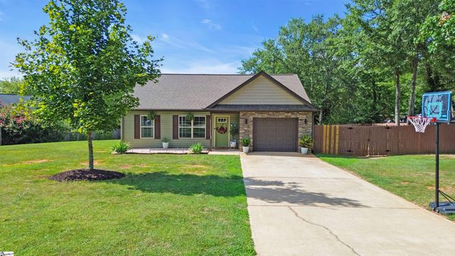 65 Chick Springs Road, Taylors, SC 29687