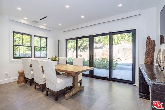 9620 Cedarbrook Drive, Beverly Hills, CA 90210