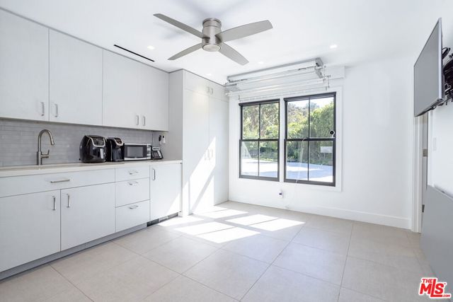 9620 Cedarbrook Drive, Beverly Hills, CA 90210