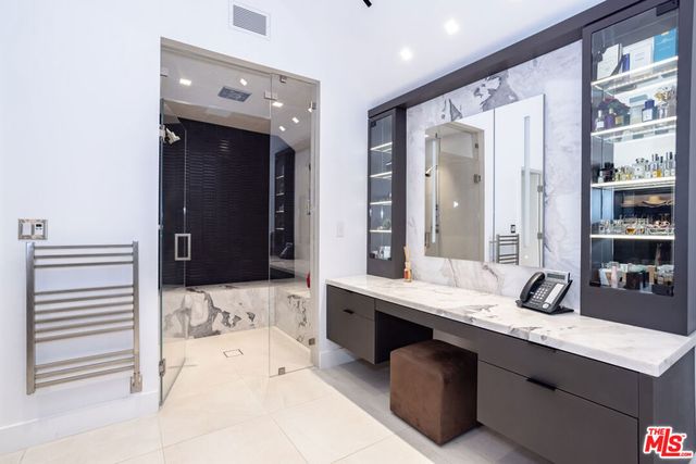 9620 Cedarbrook Drive, Beverly Hills, CA 90210