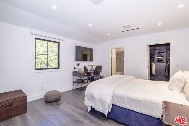 9620 Cedarbrook Drive, Beverly Hills, CA 90210