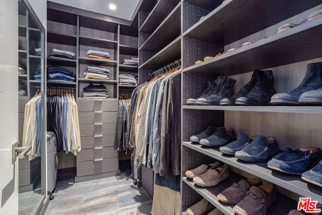 9620 Cedarbrook Drive, Beverly Hills, CA 90210