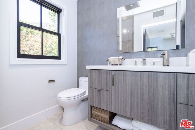 9620 Cedarbrook Drive, Beverly Hills, CA 90210