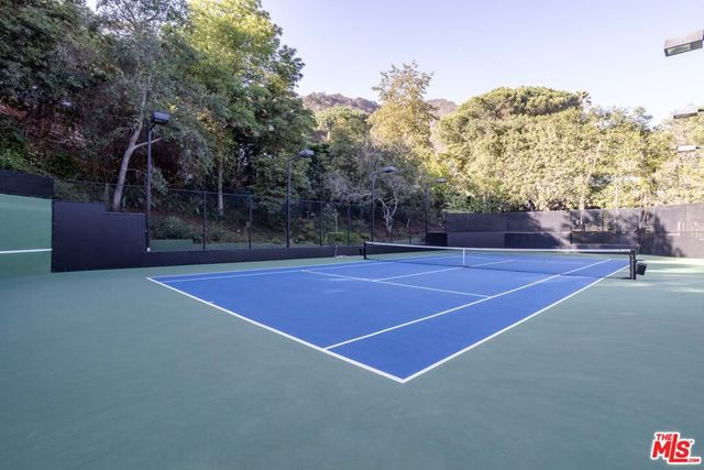 9620 Cedarbrook Drive, Beverly Hills, CA 90210