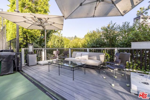 9620 Cedarbrook Drive, Beverly Hills, CA 90210