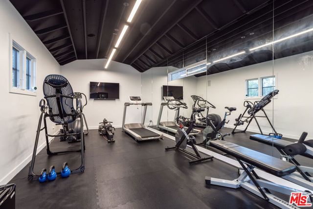 9620 Cedarbrook Drive, Beverly Hills, CA 90210