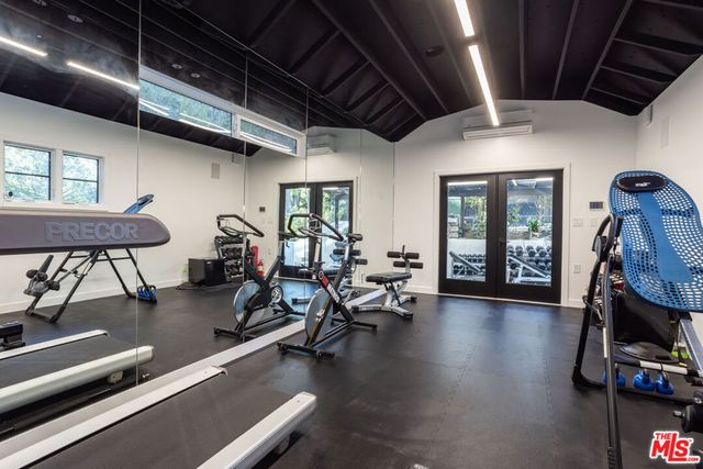 9620 Cedarbrook Drive, Beverly Hills, CA 90210