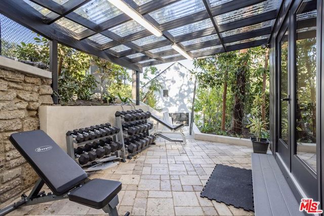 9620 Cedarbrook Drive, Beverly Hills, CA 90210