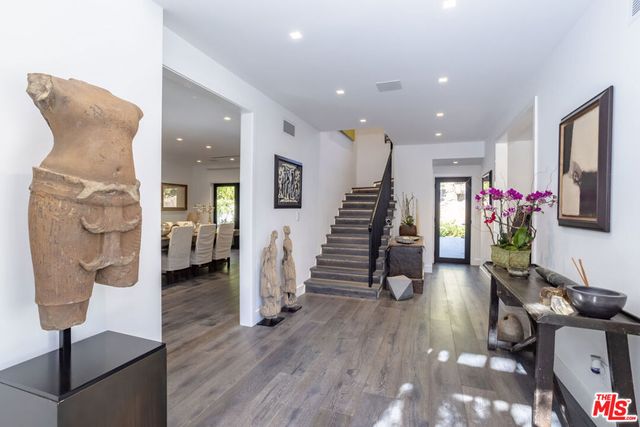 9620 Cedarbrook Drive, Beverly Hills, CA 90210