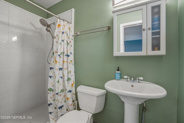 6903 CORKWOOD Road, Jacksonville, FL 32277