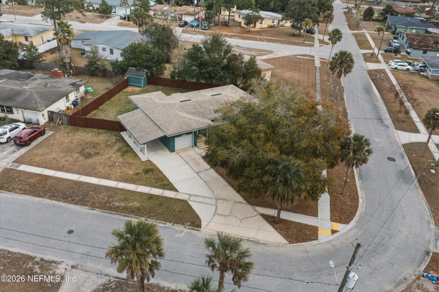 6903 CORKWOOD Road, Jacksonville, FL 32277