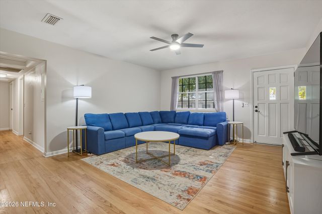 6903 CORKWOOD Road, Jacksonville, FL 32277