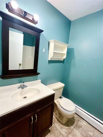 326 Concord Lane, Middletown, NY 10940