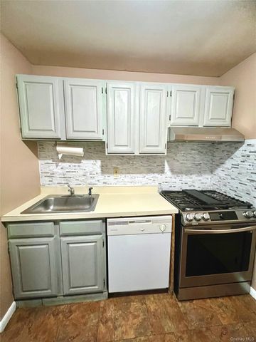 326 Concord Lane, Middletown, NY 10940