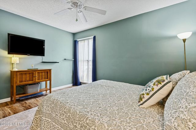 205 BRANCH WOOD Lane 205, Jacksonville, FL 32256